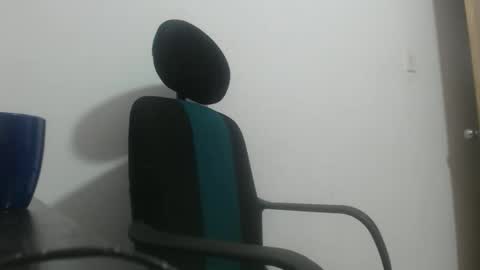 Snapshot of analy_hot chatting on March 1, 2026, 11:34 am analy_hot online show from March 1, 2026, 11:34 am