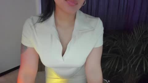 Snapshot of anamarieh chatting on September 18, 2025, 6:43 pm Ann online show from September 18, 2025, 6:43 pm