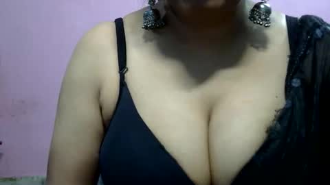anamika794088 online show from September 20, 2025, 12:06 pm