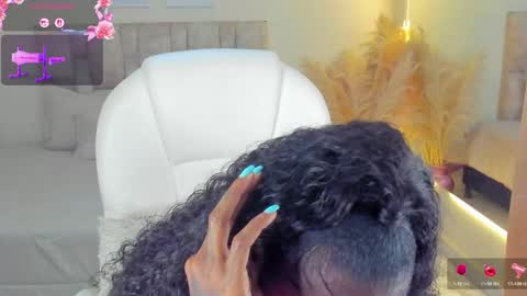 A N A  my connection hours are from 600 pm to 12 pm Colombian time online show from April 28, 2026, 1:37 am