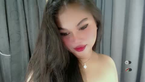Snapshot of anaruru_ chatting on September 17, 2025, 5:14 pm ANA online show from September 17, 2025, 5:14 pm