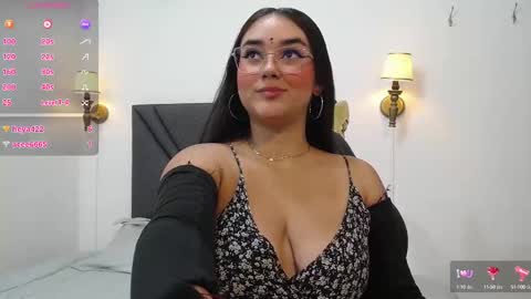 Snapshot of anashalimar_ chatting on February 10, 2025, 3:21 pm Anashalimar online show from February 10, 2025, 3:21 pm