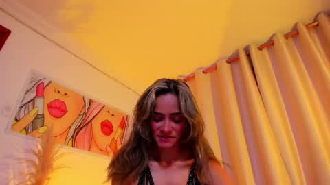 Snapshot of anaskinny chatting on October 19, 2025, 7:25 pm Ana online show from October 19, 2025, 7:25 pm