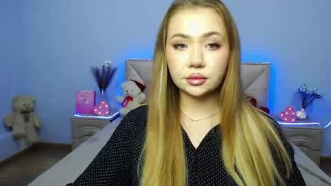 anastacyyellig online show from January 13, 2025, 3:56 am