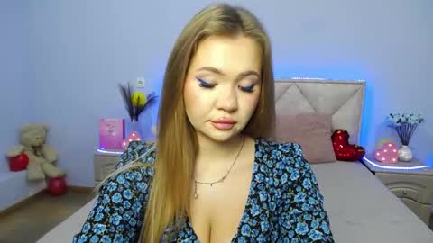 anastacyyellig online show from January 16, 2025, 11:27 pm