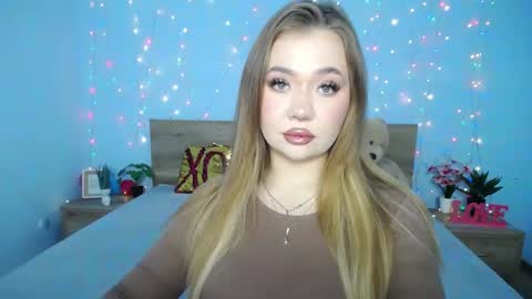 anastacyyellig online show from January 30, 2025, 8:32 am