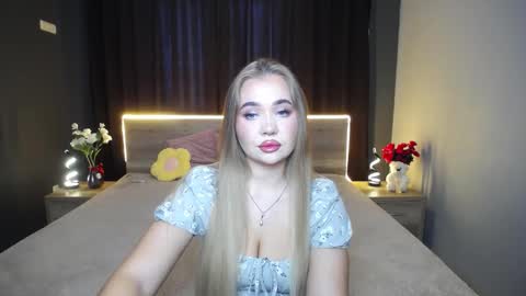 anastacyyellig online show from September 11, 2025, 8:03 am
