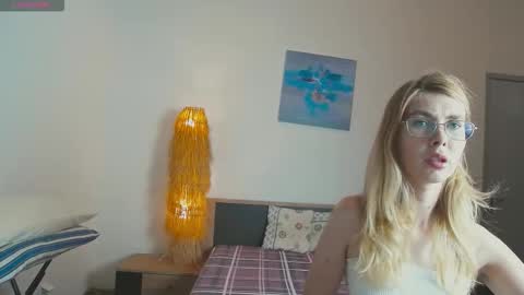 Anastasia online show from September 22, 2025, 7:05 pm