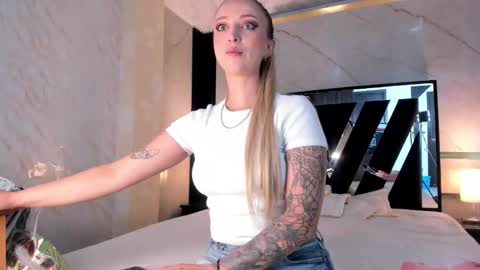 Snapshot of anastasiiabelov chatting on March 21, 2026, 12:43 pm Anastasia online show from March 21, 2026, 12:43 pm