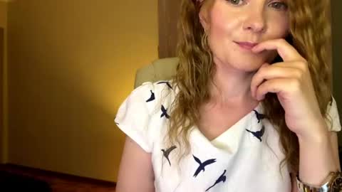 Snapshot of anavelle chatting on June 12, 2026, 11:14 pm Ana online show from June 12, 2026, 11:14 pm