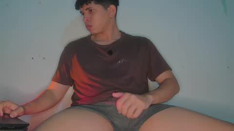 Snapshot of ancoder2912 chatting on May 14, 2026, 4:52 am Andres online show from May 14, 2026, 4:52 am