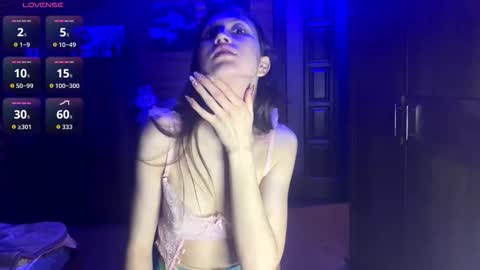 Ashley Cooper online show from November 14, 2025, 5:22 pm