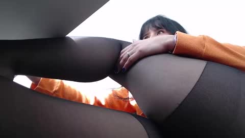 Snapshot of anddrea_ chatting on December 3, 2024, 3:11 pm online show from December 3, 2024, 3:11 pm