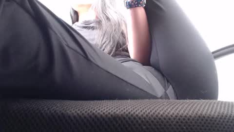 Snapshot of anddrea_ chatting on January 30, 2025, 11:44 am online show from January 30, 2025, 11:44 am