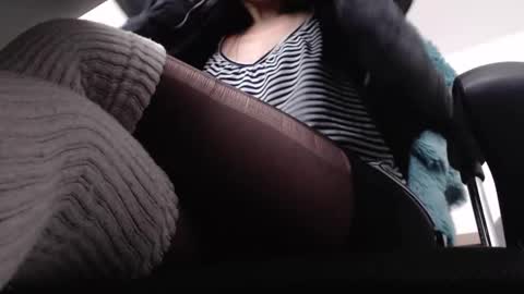 Snapshot of anddrea_ chatting on February 25, 2025, 11:41 am online show from February 25, 2025, 11:41 am