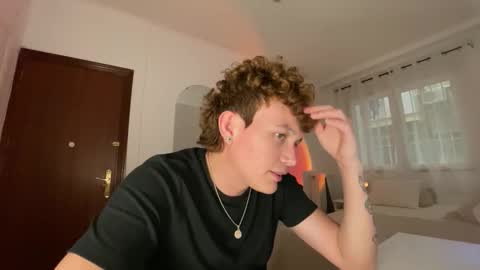 Snapshot of anddres_boss chatting on April 26, 2026, 2:15 pm Tell Me ANDRESS ----- online show from April 26, 2026, 2:15 pm