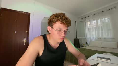 Snapshot of anddres_boss chatting on May 1, 2026, 11:59 am Tell Me ANDRESS ----- online show from May 1, 2026, 11:59 am