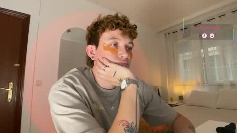 Snapshot of anddres_boss chatting on May 6, 2026, 1:27 pm Tell Me ANDRESS ----- online show from May 6, 2026, 1:27 pm