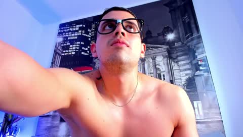 ANDER online show from January 22, 2025, 4:44 pm