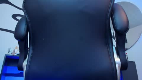 Snapshot of anders_x chatting on November 25, 2025, 1:38 am Andrs - online show from November 25, 2025, 1:38 am