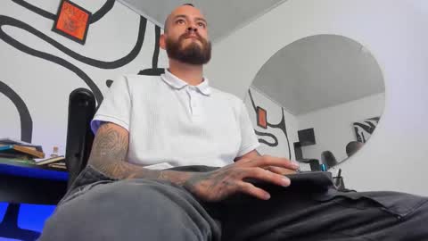 Snapshot of anders_x chatting on January 14, 2026, 1:11 am Andrs - online show from January 14, 2026, 1:11 am