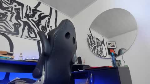 Snapshot of anders_x chatting on February 13, 2026, 1:56 am Andrs - online show from February 13, 2026, 1:56 am