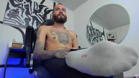 Snapshot of anders_x chatting on May 14, 2026, 12:28 am Andrs - online show from May 14, 2026, 12:28 am