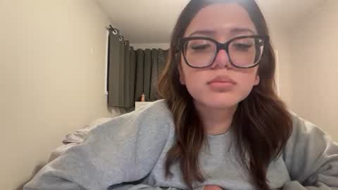 anditspinkxo online show from June 18, 2026, 6:13 am