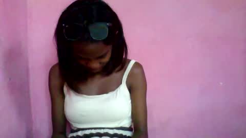 andohh237973 online show from March 18, 2026, 3:42 am