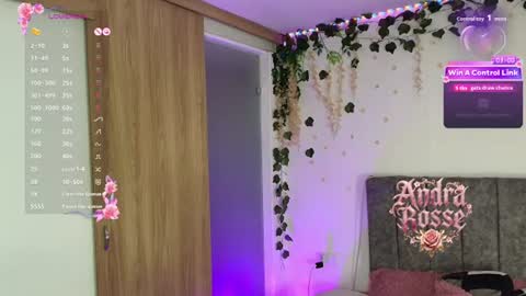 Snapshot of andra_rosse chatting on August 7, 2026, 4:42 pm Andra de la Rosse online show from August 7, 2026, 4:42 pm