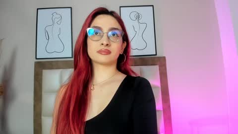 Andra Cyrus online show from January 3, 2025, 2:08 pm