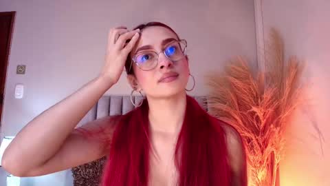 Andra Cyrus online show from October 15, 2025, 11:43 am