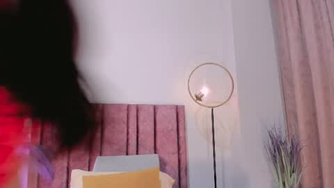 Snapshot of andracyruss chatting on June 10, 2026, 12:11 am Andra Cyrus online show from June 10, 2026, 12:11 am