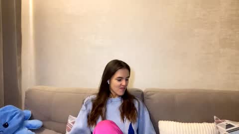 Snapshot of andradosher chatting on November 4, 2025, 1:21 pm Sophie Lane online show from November 4, 2025, 1:21 pm