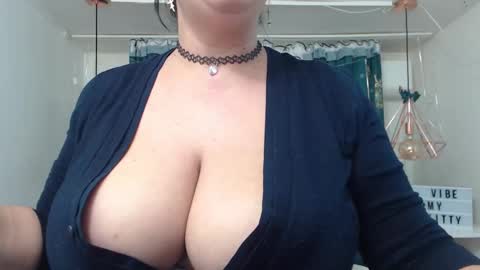 AndraHart  online show from February 23, 2025, 1:53 pm