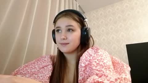 Sofy online show from October 26, 2025, 1:28 pm