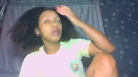 andre415913 online show from April 23, 2026, 3:52 am
