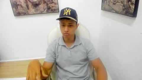Andre Blow online show from September 9, 2025, 11:10 am