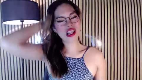 Snapshot of andrea06121998 chatting on September 22, 2025, 7:10 am andrea06121998 online show from September 22, 2025, 7:10 am