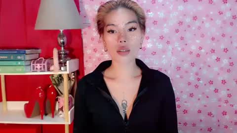 Snapshot of andrea06121998 chatting on October 24, 2025, 11:39 am andrea06121998 online show from October 24, 2025, 11:39 am