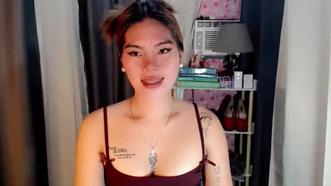 andrea06121998 online show from April 9, 2026, 12:43 pm