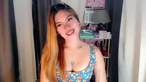 andrea06121998 online show from April 30, 2026, 4:02 pm
