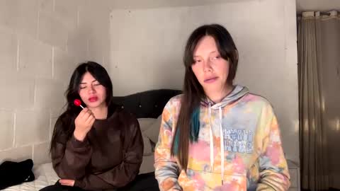 Andrea online show from December 16, 2024, 6:21 am