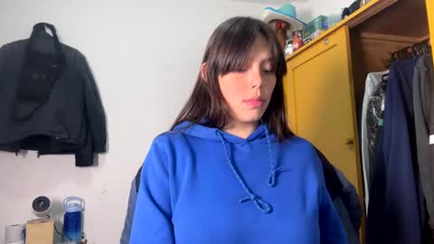 Andrea online show from December 29, 2024, 3:22 am