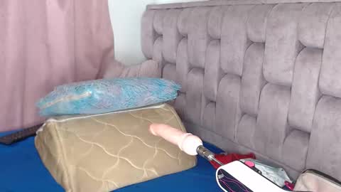 Andrea bigtits69 online show from June 11, 2026, 12:32 am