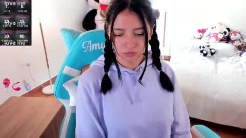 Snapshot of andrea_bonnie chatting on February 17, 2025, 6:59 pm andrea_bonnie online show from February 17, 2025, 6:59 pm