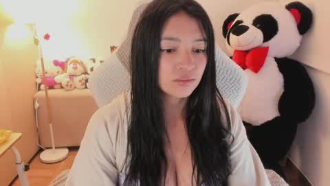 andrea_bonnie online show from March 30, 2026, 9:54 am