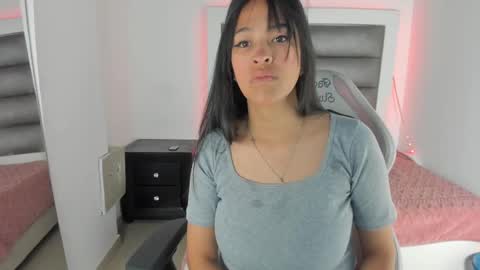 Snapshot of andrea_brunette_ chatting on October 6, 2025, 12:35 pm andrea_brunette_ online show from October 6, 2025, 12:35 pm