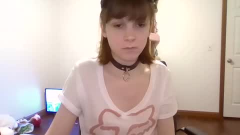 Snapshot of andrea_davenport chatting on December 29, 2024, 7:39 am andrea online show from December 29, 2024, 7:39 am