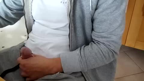 Snapshot of andrea_feetlover chatting on October 11, 2025, 2:04 pm andrea_feetlover online show from October 11, 2025, 2:04 pm